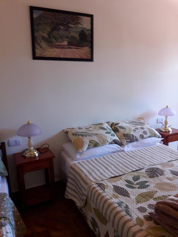 Apartamentos Centricos Puerto Iguazú Eksteriør billede